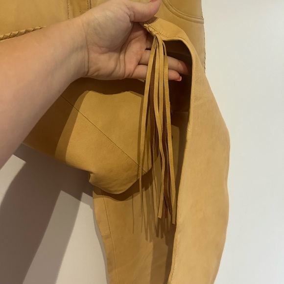 Harley Davidson, size 36/8 , genuine leather pants with tassels, buttery soft - Picture 2 of 8